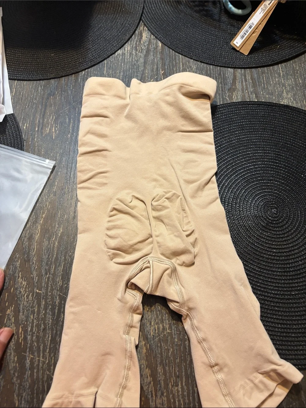 SKIMS seamless sculpt high above knee shorts clay medium